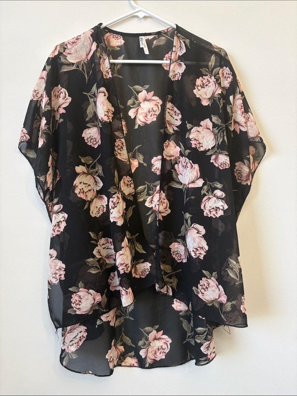 Sheer Floral Short Sleeve Shall- Black with Pink Roses- no flaws